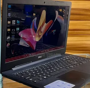 New Laptop Dell Inspiron 15 8GB Intel Core i7 SSD 256GB