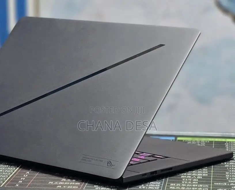 New Laptop Asus ROG Zephyrus G16 16GB Intel Core Ultra 9 SSD 1T