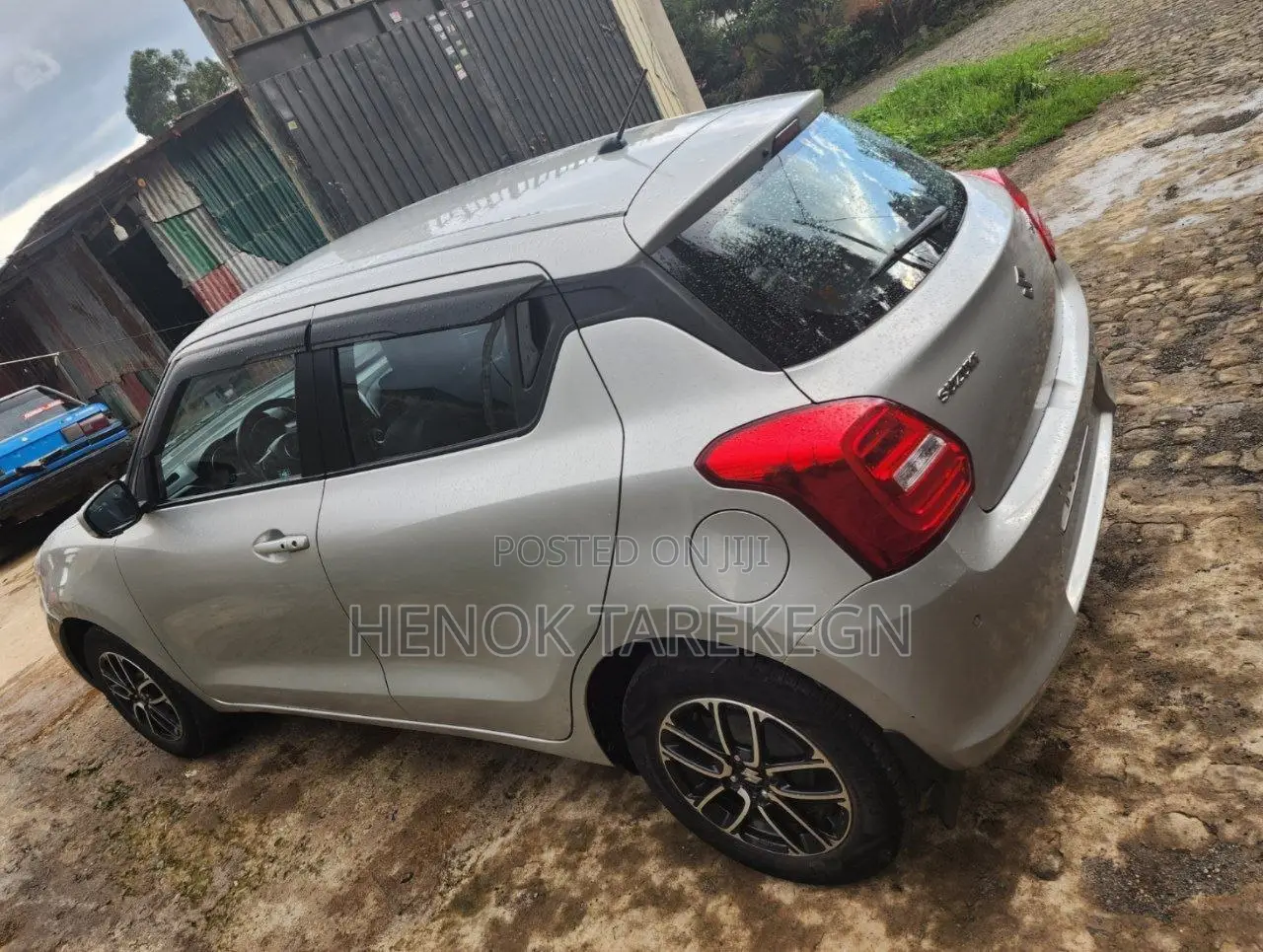 Suzuki Swift 2021 Silver