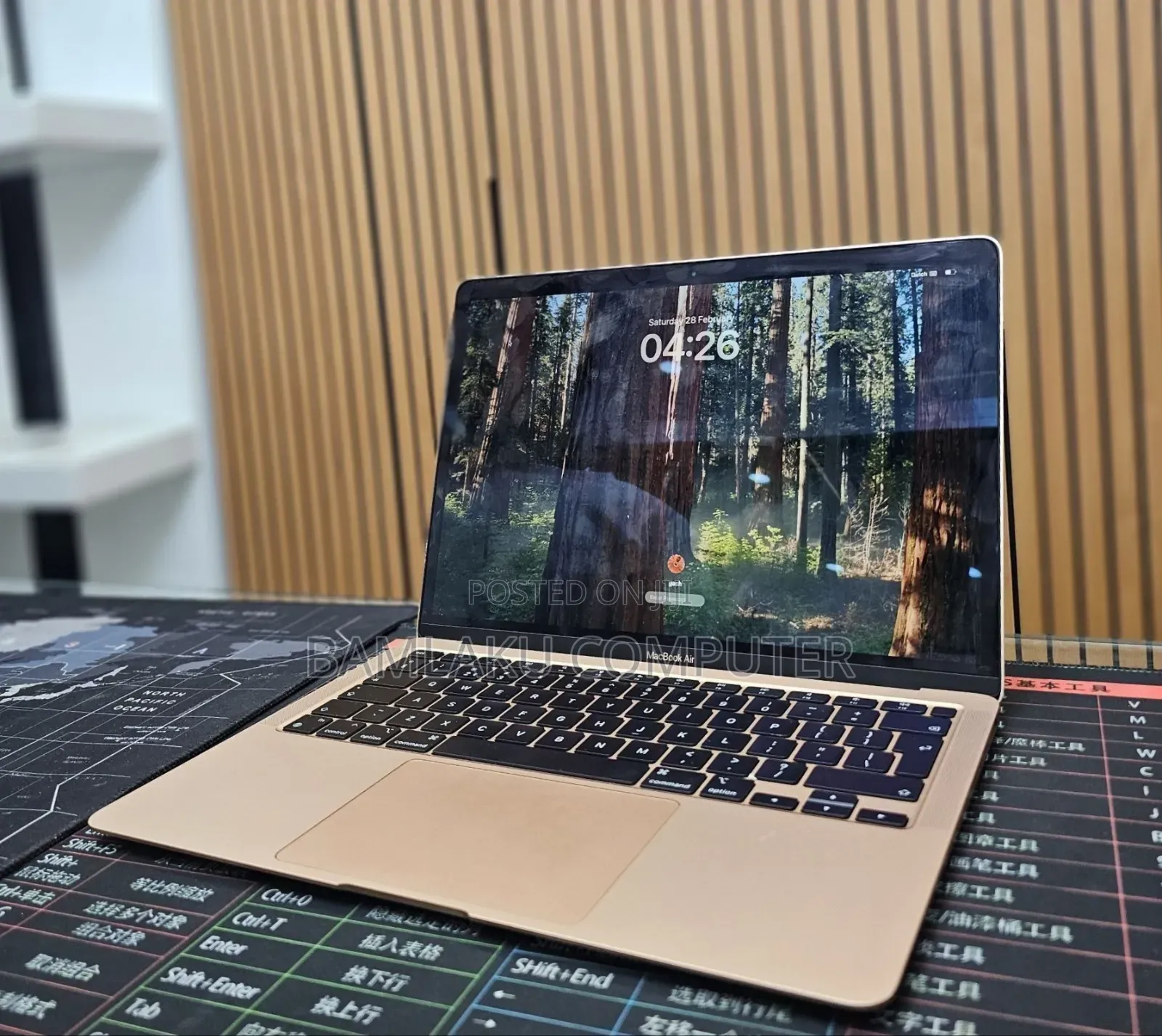 New Laptop Apple MacBook Air 2020 M1 8GB Apple M1 SSD 256GB