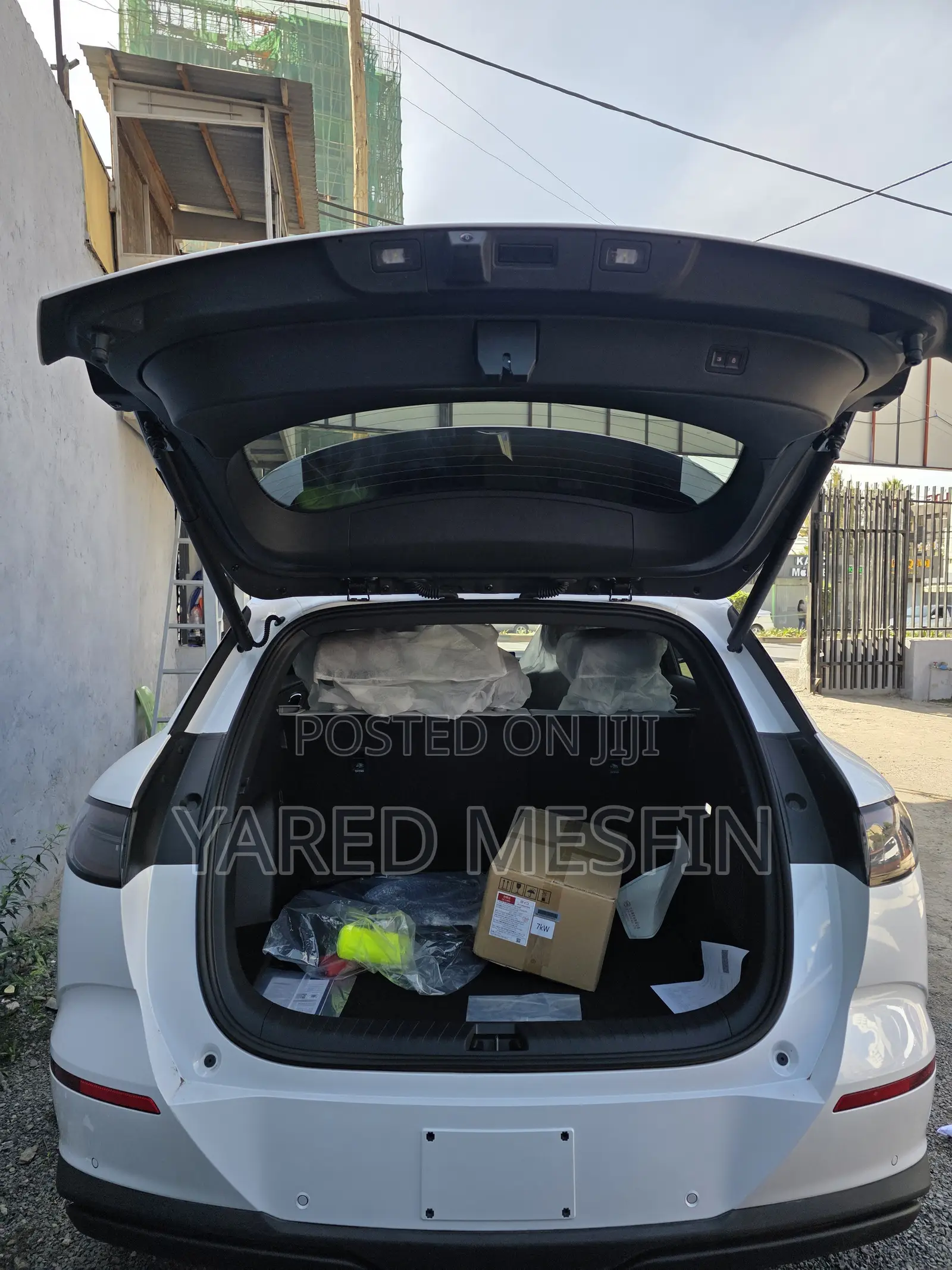New BYD Sealion 06 EV 2025 Ivory