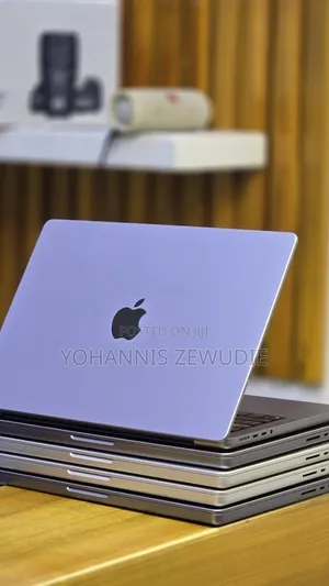New Laptop Apple MacBook Pro 2021 M1 16GB Apple M1 Pro SSD 512GB