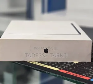 New Laptop Apple MacBook Air 2025 M4 16GB Apple M4 SSD 256GB
