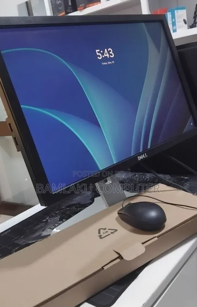 New Desktop Computer Dell Optiplex 7090 32GB Intel Core i7 HDD 1T