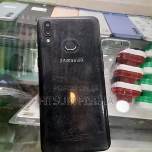 Samsung A10 32 GB Black