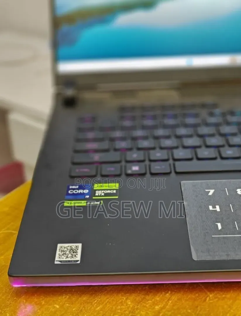 New Laptop Asus ROG Strix G15 16GB Intel Core i9 SSHD (Hybrid) 1T