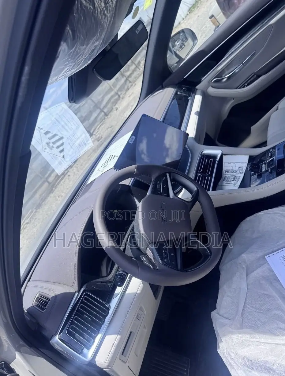 New BYD Song Plus 2025 Silver
