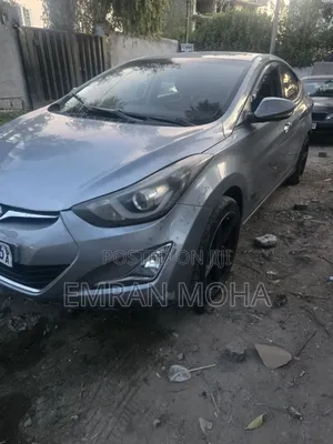 Hyundai Avante 2015 Blue