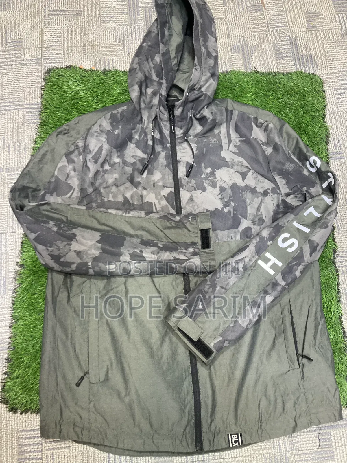 Men's Windbreaker Jacket
