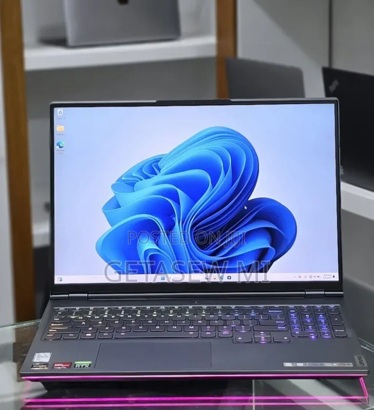 New Laptop Lenovo Legion 5 32GB AMD Ryzen 9 SSD 1T