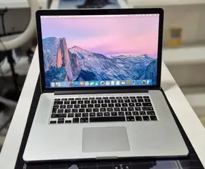 New Laptop Apple MacBook 2015 16GB Intel Core i7 SSD 256GB