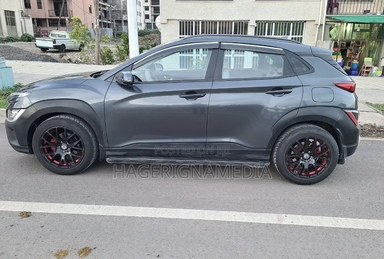 Hyundai Kona 2022 Gray