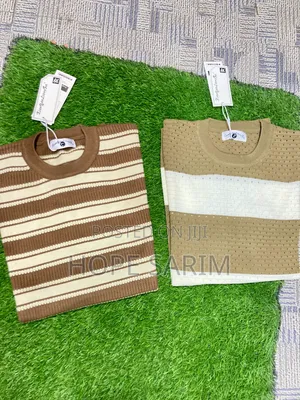 Men' Striped Knitted Crewneck Tee •