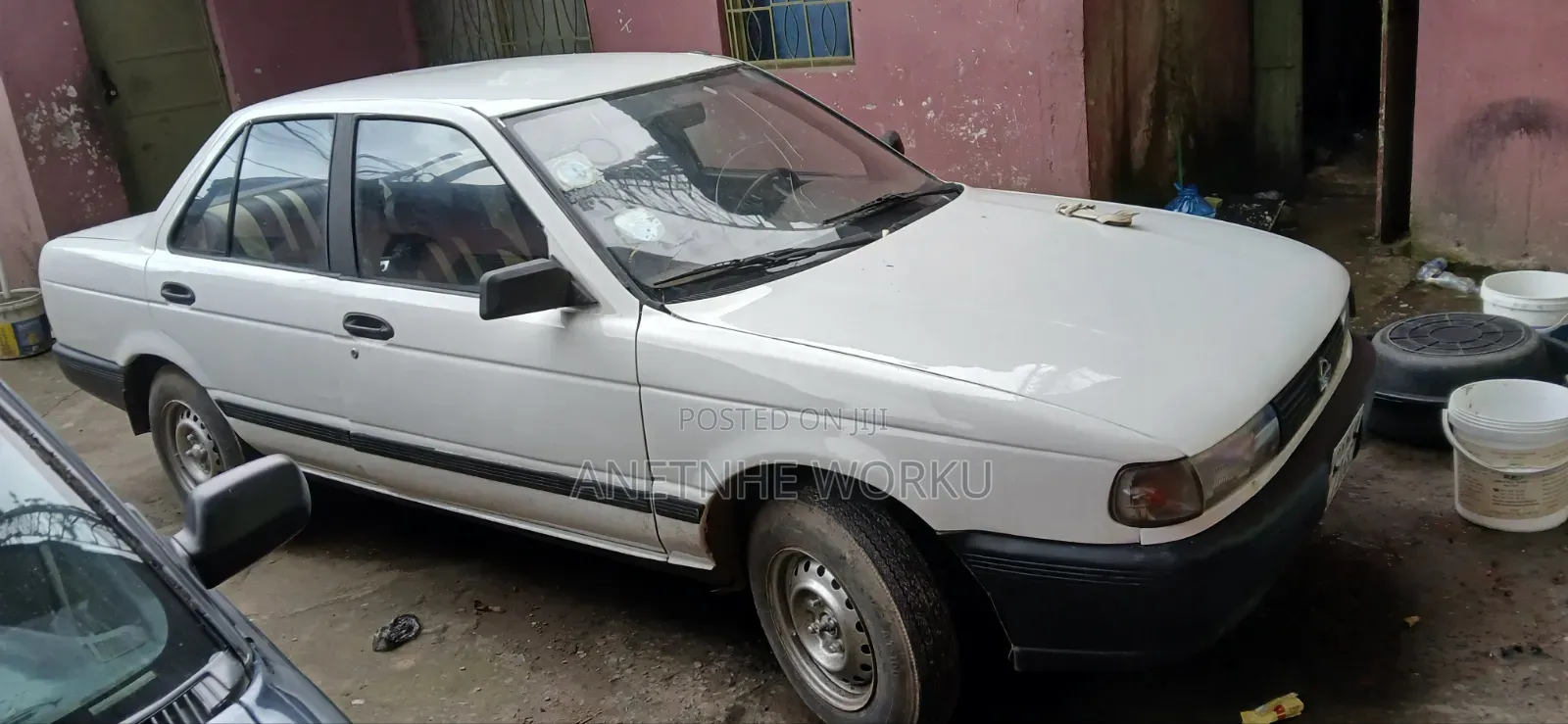 Nissan Sunny 1990 White