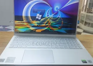 New Laptop Dell Inspiron 2100 16GB Intel Core i7 SSD 512GB