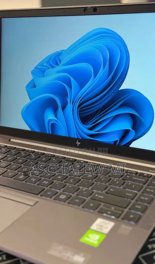 New Laptop HP ZBook 15 32GB Intel Core i7 SSD 512GB