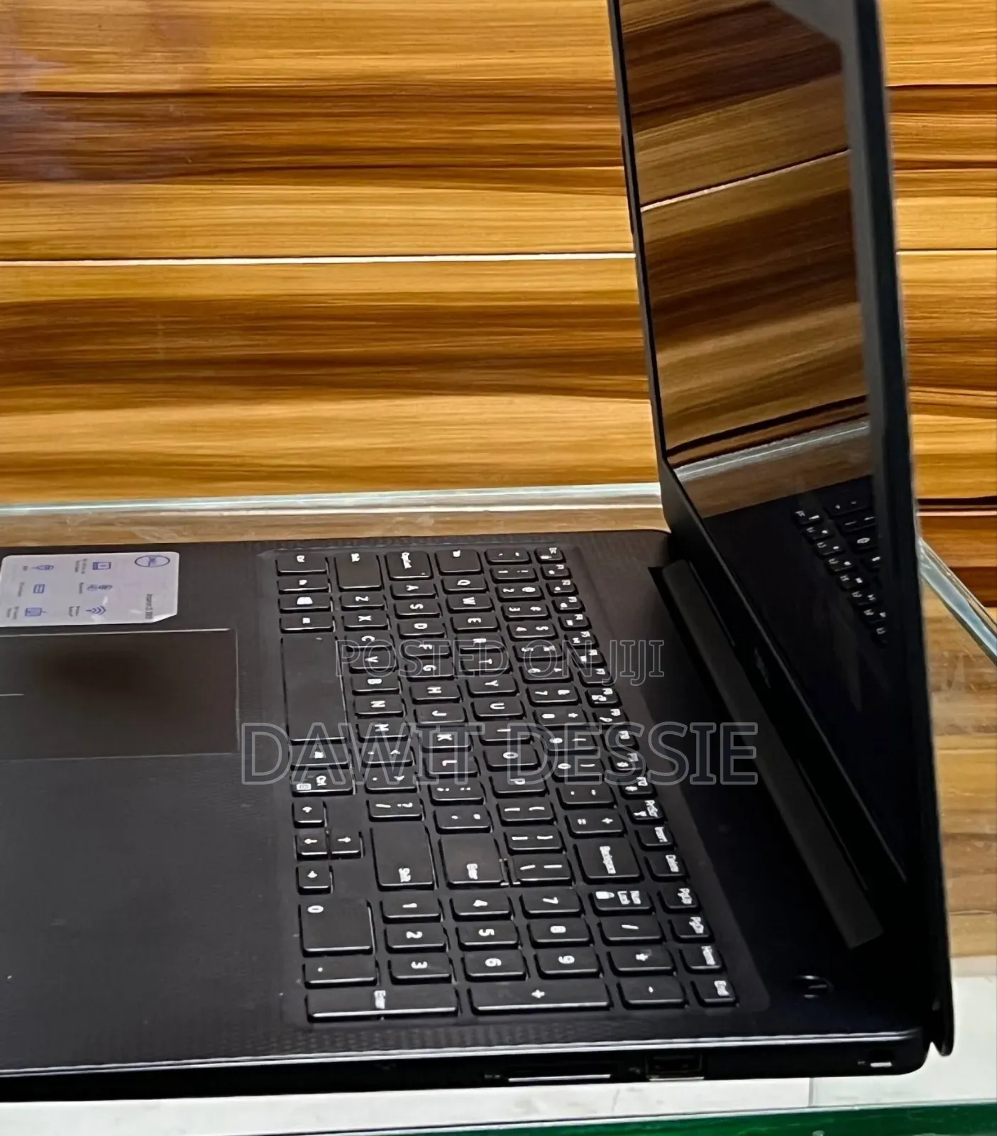 New Laptop Dell 8GB Intel Core i7 SSD 256GB