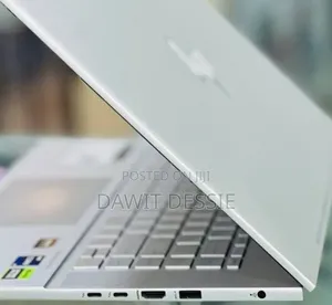 New Laptop HP 16GB Intel Core i9 SSD 1T