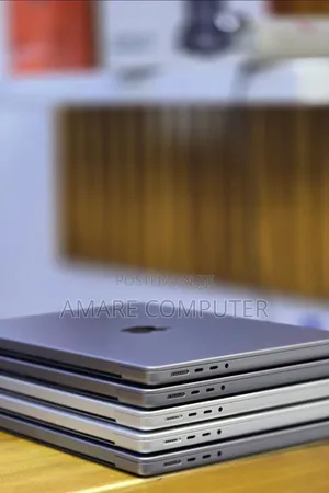 New Laptop Apple MacBook Pro 2021 M1 16GB Apple M1 Pro SSD 512GB