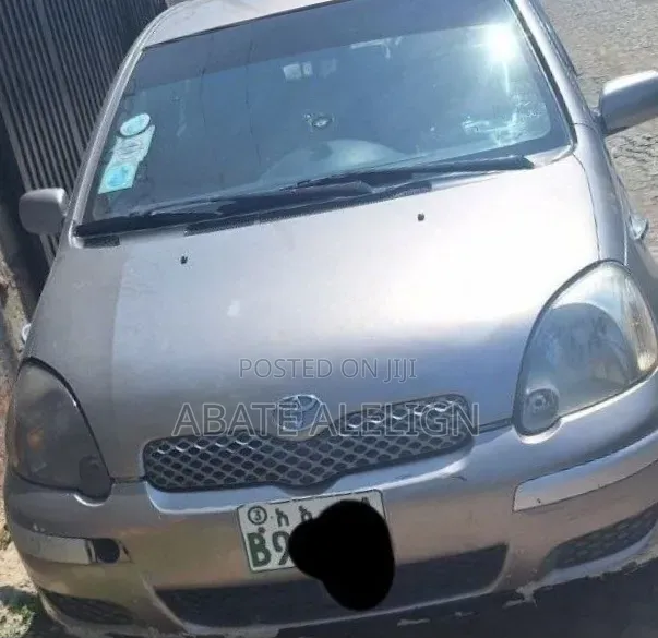Toyota Yaris 2004