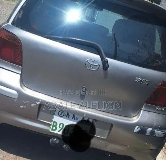 Toyota Yaris 2004