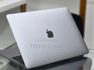New Laptop Apple MacBook Air 2020 M1 8GB Intel Core i5 SSD 256GB