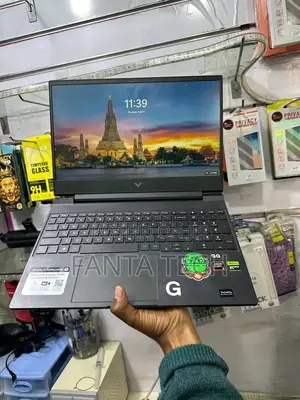 New Laptop HP Victus 15 16GB AMD Ryzen 5 SSD 512GB