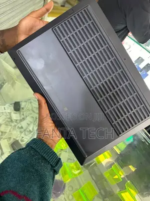New Laptop HP Victus 15 16GB AMD Ryzen 5 SSD 512GB