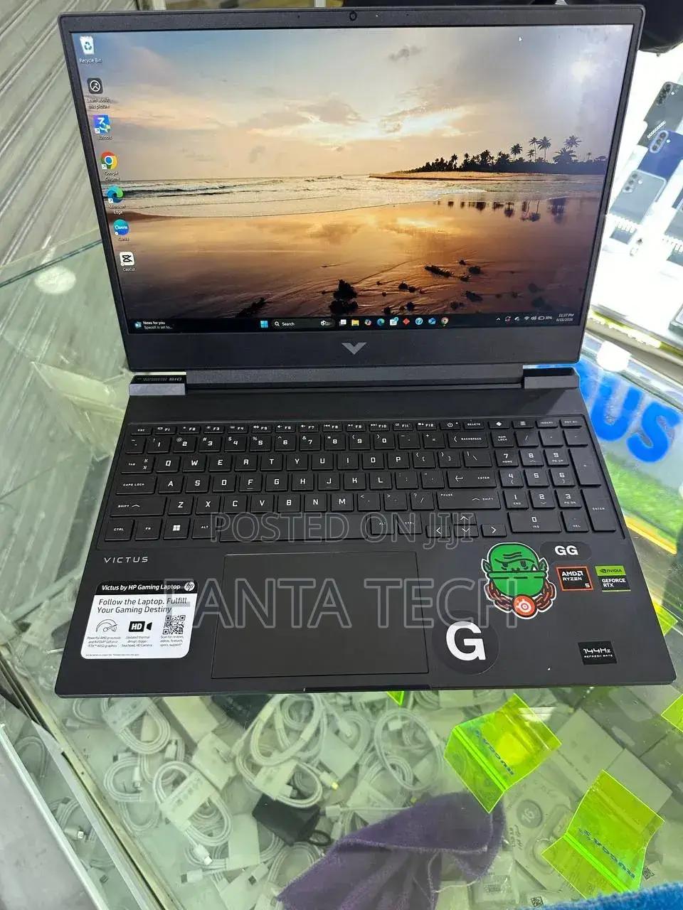 New Laptop HP Victus 15 16GB AMD Ryzen 5 SSD 512GB