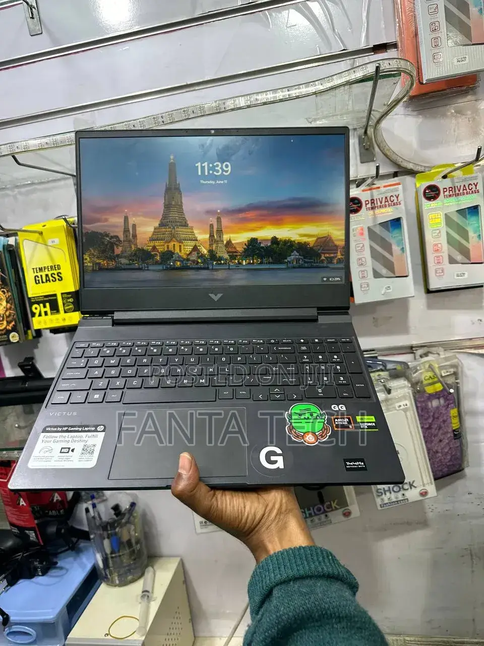 New Laptop HP Victus 15 16GB AMD Ryzen 5 SSD 512GB