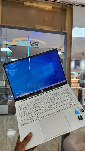 New Laptop HP Pavilion 14 16GB Intel Core i5 SSD 512GB