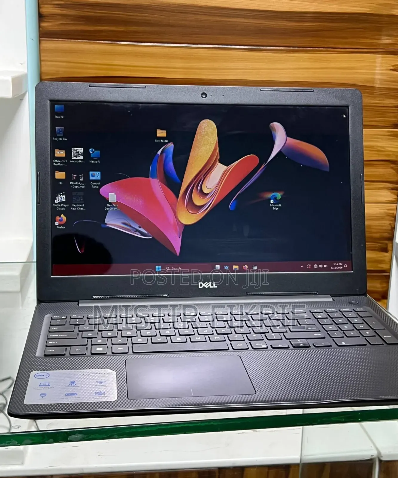 New Laptop Dell Inspiron 14 4GB Intel Core i7 SSD 256GB