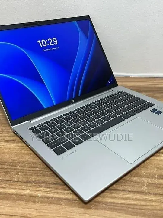 New Laptop HP EliteBook 840 G10 16GB Intel Core i7 SSD 512GB