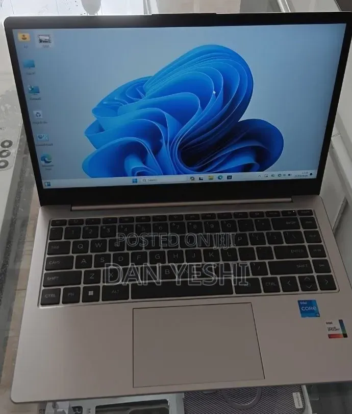 New Laptop HP Stream Notebook 16GB Intel Core i5 SSD 1T