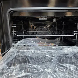 This Black Victory Freestanding Electric Cooker Features Four Hot Plat