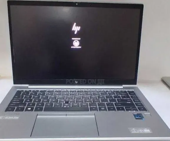 New Laptop HP EliteBook 840 G8 16GB Intel Core i7 SSD 512GB