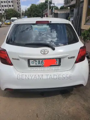 Toyota Yaris 2015 White