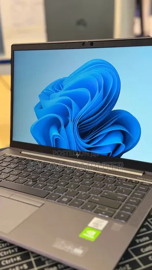New Laptop HP Zbook Studio G7 4GB Intel Core i7 SSD 512GB