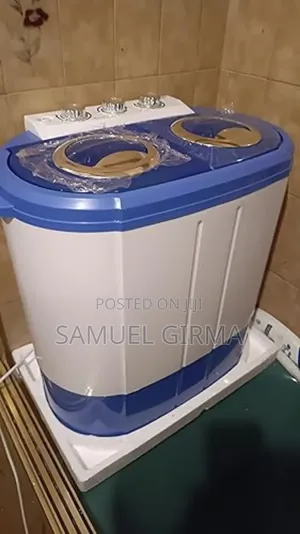 Wahing Capacity:- 1kg Sanford Twin Tub Mini Wshing Machine
