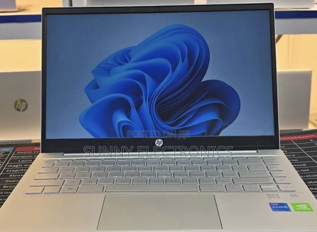 New Laptop HP Pavilion 14 16GB Intel Core i7 SSD 512GB