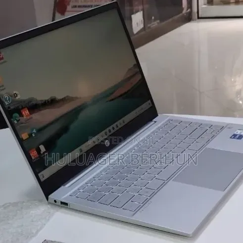 New Laptop HP Pavilion 14 16GB Intel Core i5 SSD 512GB