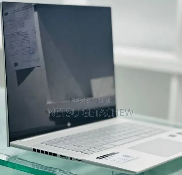 New Laptop HP Envy X2 16GB Intel Core i7 SSD 1T