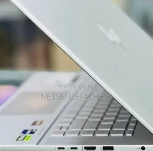 New Laptop HP Envy X2 16GB Intel Core i7 SSD 1T