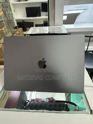 New Laptop Apple MacBook Pro 2021 M1 Max 32GB Apple M1 Max SSD 1T