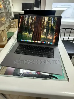New Laptop Apple MacBook Pro 2021 M1 Max 32GB Apple M1 Max SSD 1T