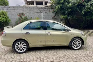 Toyota Yaris 1.3 VVT-i Automatic 2008 Gold