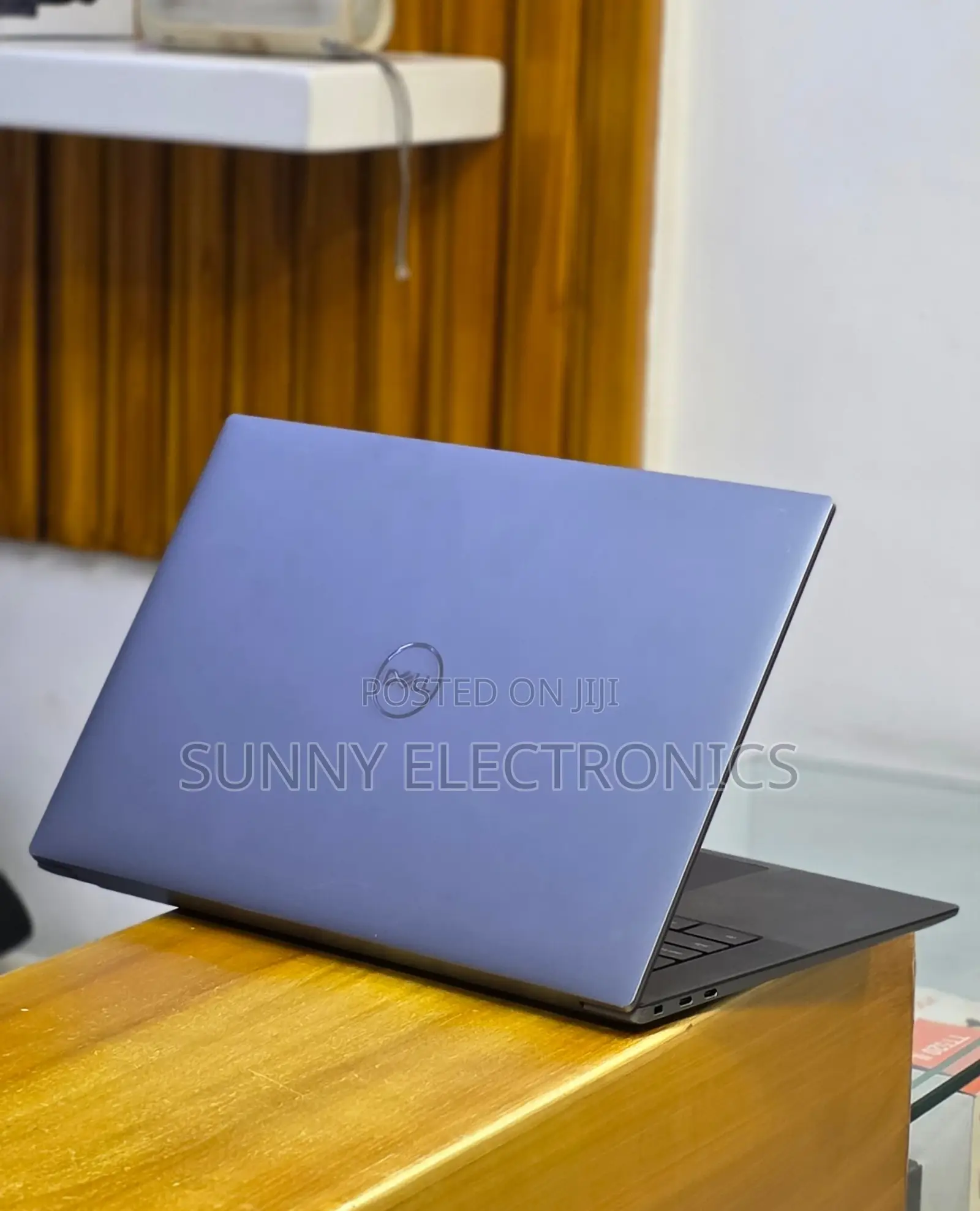 New Laptop Dell Inspiron 15 16GB Intel Core i7 SSD 1T