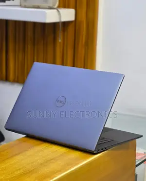 New Laptop Dell Inspiron 15 16GB Intel Core i7 SSD 1T