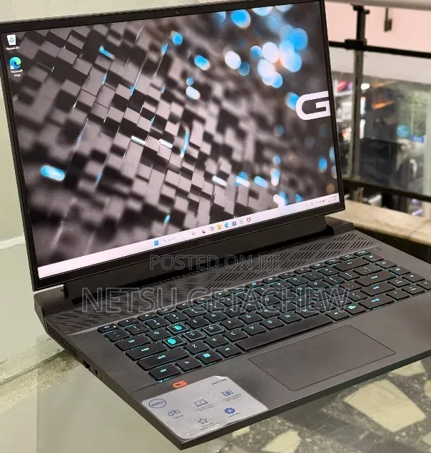 New Laptop Dell G16 7630 16GB Intel Core i7 SSD 1T