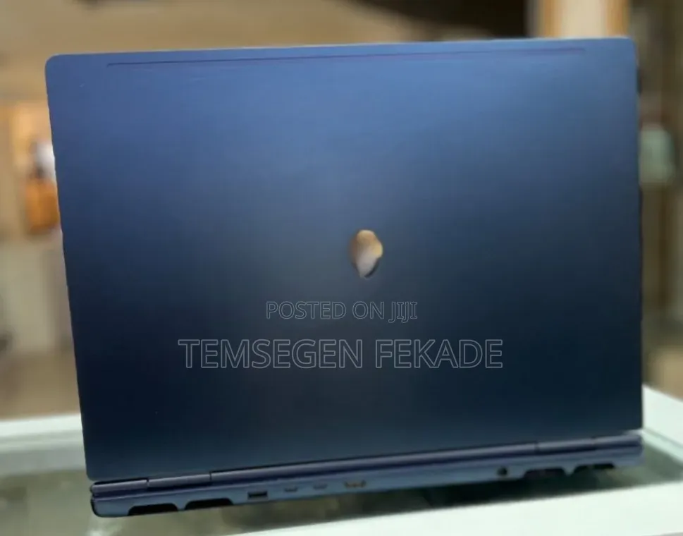 New Laptop Alienware X16 32GB Intel Core Ultra 9 SSD 1T